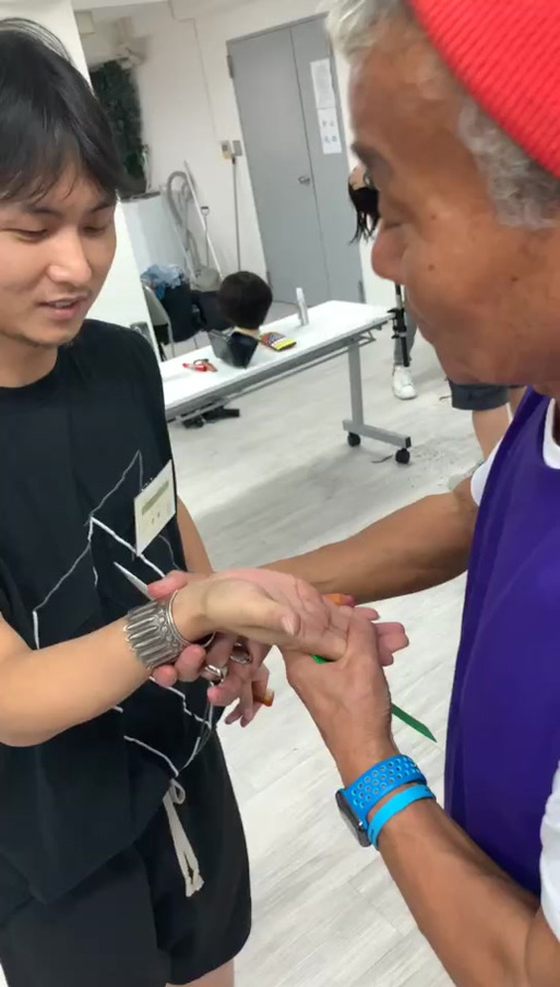 发型师工资一般多少